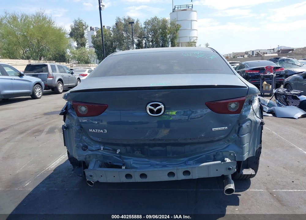 2022 MAZDA 3 CARBON EDITION VIN: 3MZBPACL4NM318429