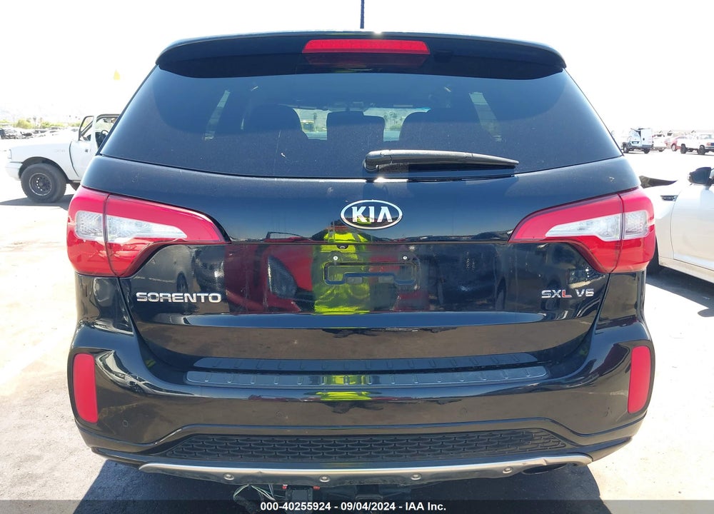 2015 KIA SORENTO LIMITED V6 VIN: 5XYKWDA71FG628498