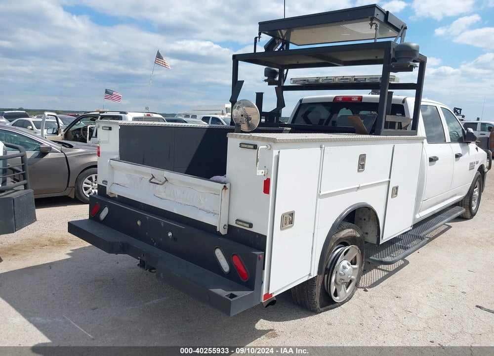 2018 RAM 2500 TRADESMAN 4X2 8' BOX VIN: 3C7WR4HJ1JG211146