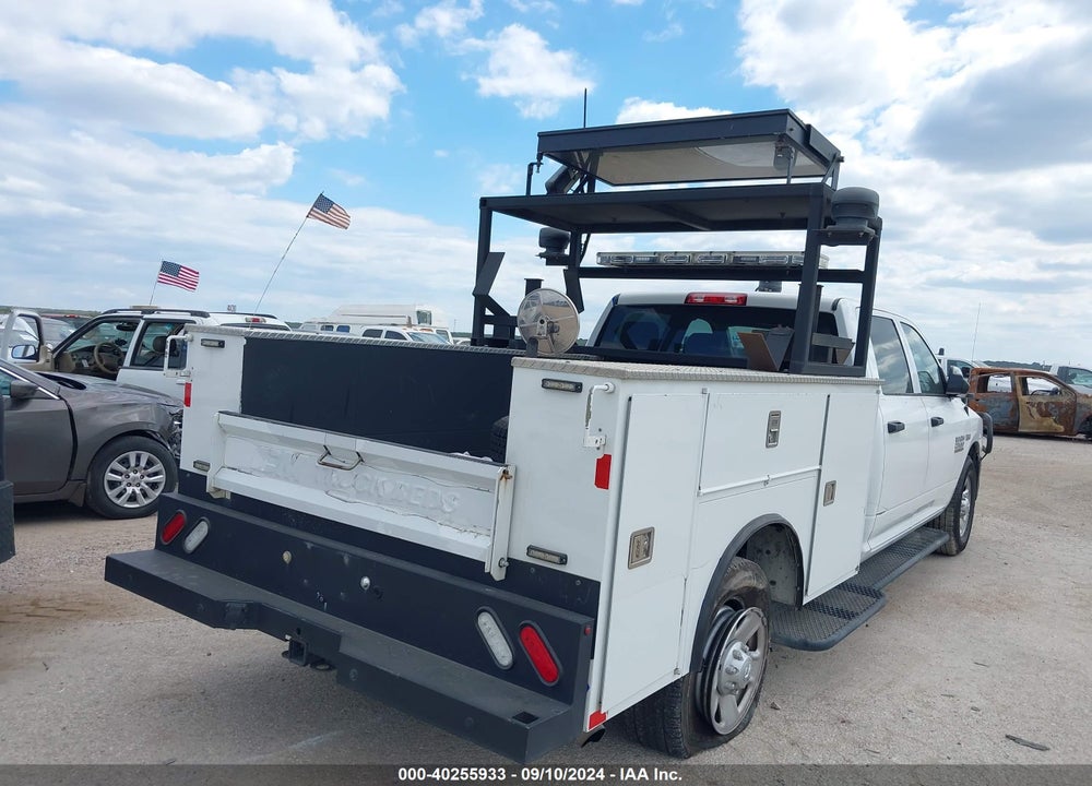 2018 RAM 2500 TRADESMAN 4X2 8' BOX VIN: 3C7WR4HJ1JG211146