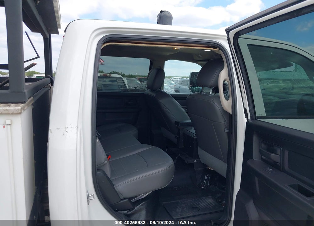 2018 RAM 2500 TRADESMAN 4X2 8' BOX VIN: 3C7WR4HJ1JG211146