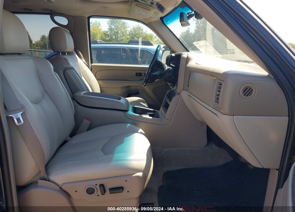 2005 GMC YUKON XL 1500 SLT VIN: 3GKFK16Z85G126260