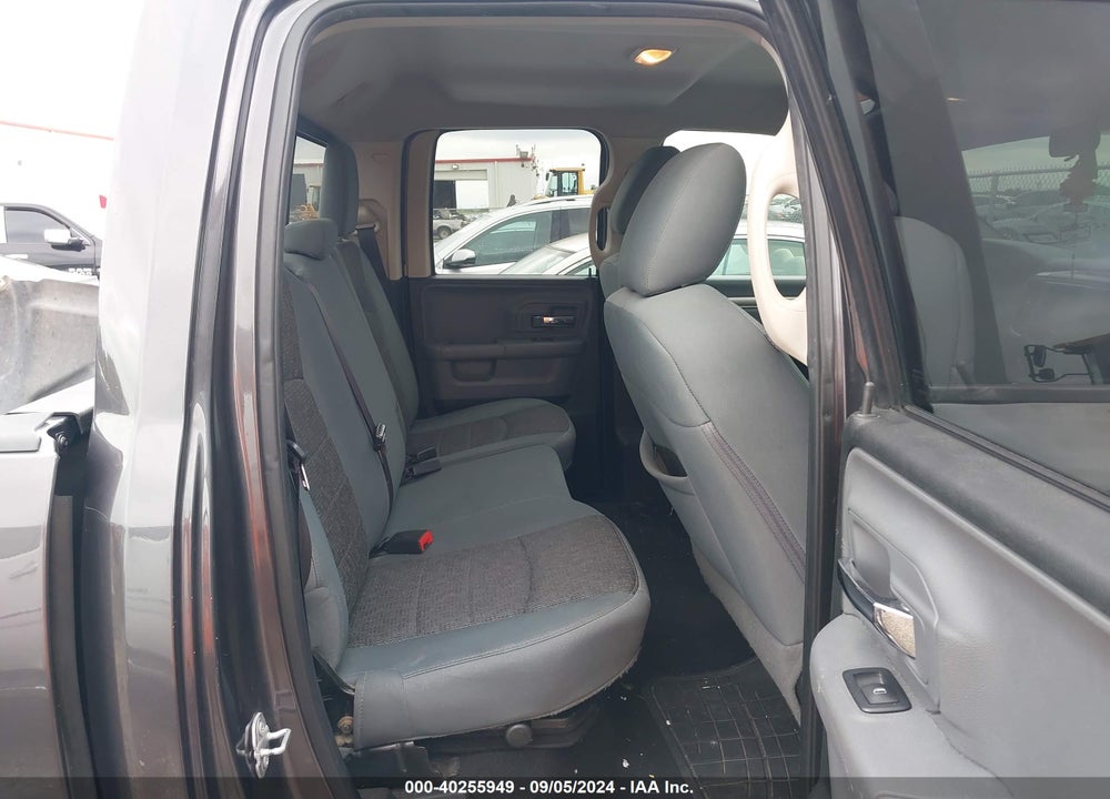 2017 RAM 1500 SLT QUAD CAB 4X2 6'4 BOX VIN: 1C6RR6GG7HS678822