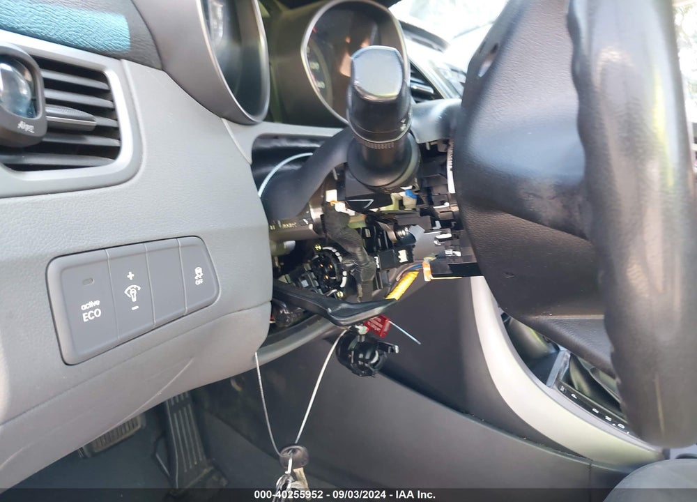 2016 HYUNDAI ELANTRA SE VIN: 5NPDH4AE9GH766768