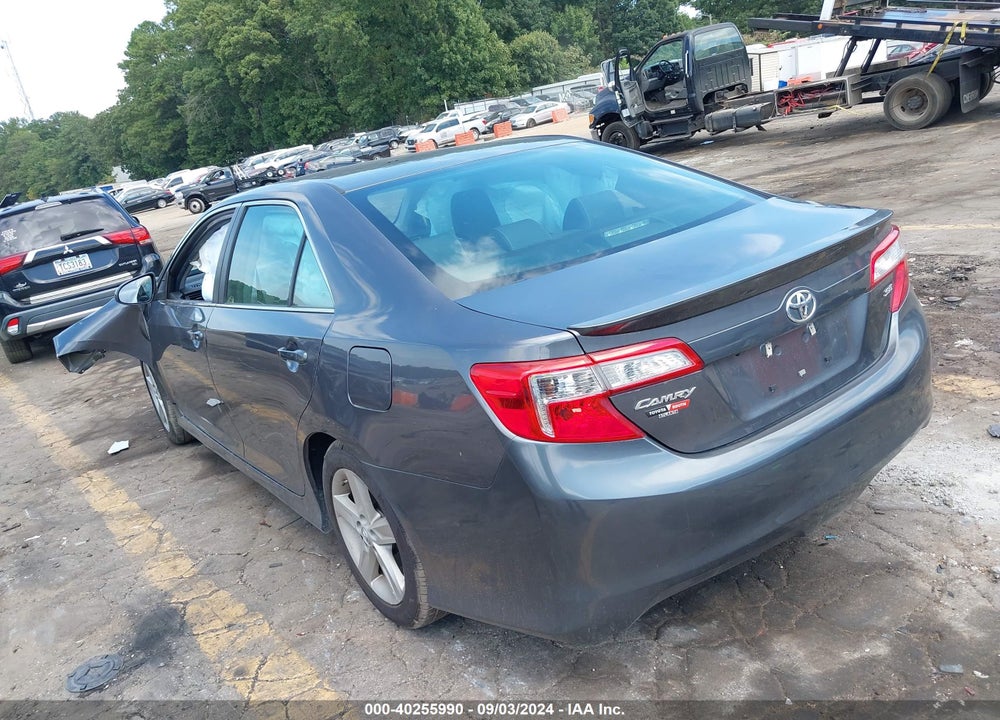 2014 TOYOTA CAMRY SE VIN: 4T1BF1FK0EU353887