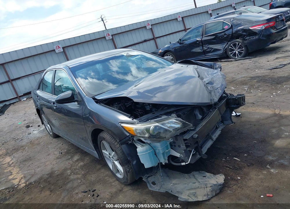 2014 TOYOTA CAMRY SE VIN: 4T1BF1FK0EU353887