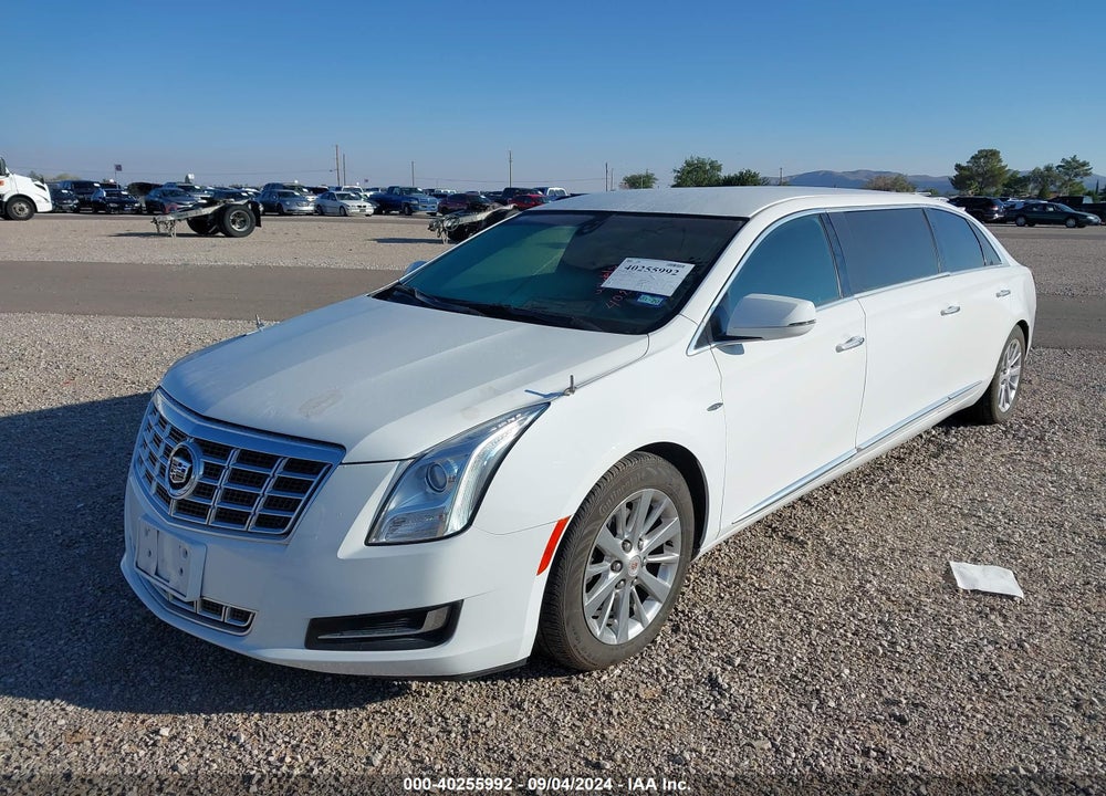 2015 CADILLAC XTS V4U COACHBUILDER LIMOUSINE VIN: 2GEXG6U3XF9550460