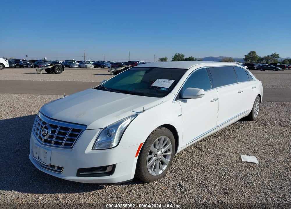 2015 CADILLAC XTS V4U COACHBUILDER LIMOUSINE VIN: 2GEXG6U3XF9550460