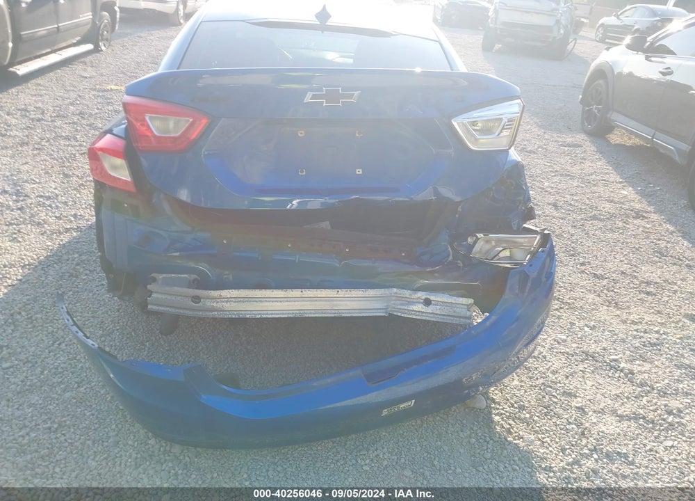 2018 CHEVROLET CRUZE LT AUTO VIN: 1G1BE5SMXJ7111602