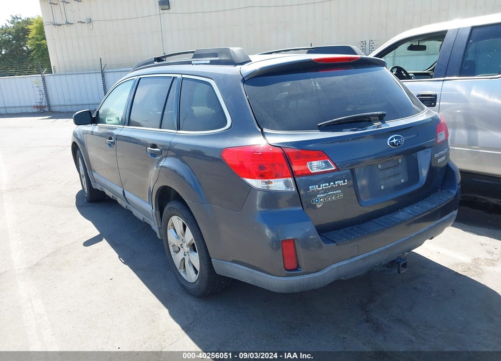 2010 SUBARU OUTBACK 2.5I PREMIUM VIN: 4S4BRBCC5A3370193