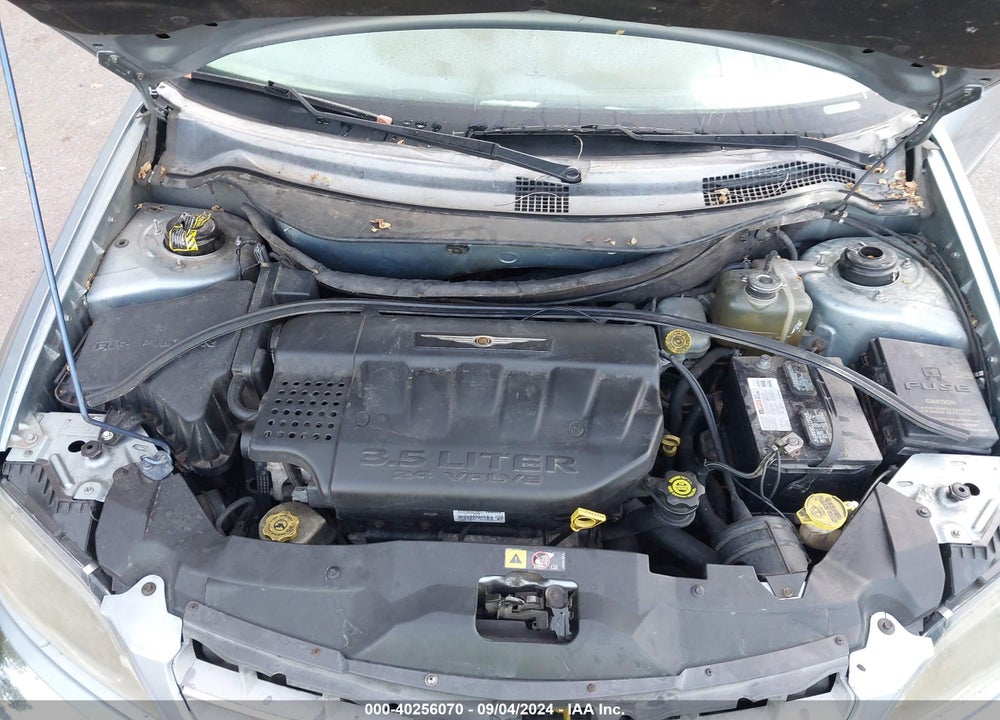 2004 CHRYSLER PACIFICA VIN: 2C8GM68494R563488