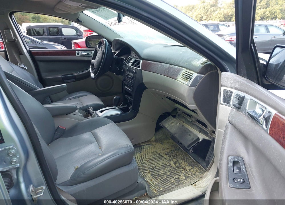 2004 CHRYSLER PACIFICA VIN: 2C8GM68494R563488