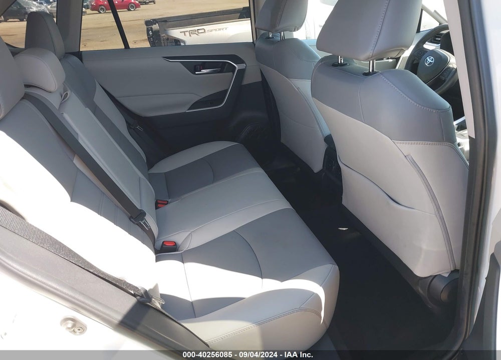 2022 TOYOTA RAV4 XLE PREMIUM VIN: 2T3C1RFV6NW197518