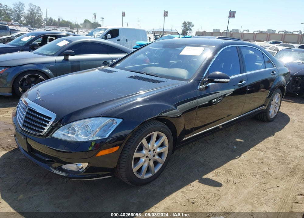 2007 MERCEDES-BENZ S 550 VIN: WDDNG71X87A055862