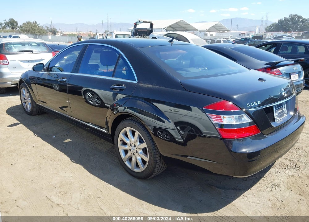 2007 MERCEDES-BENZ S 550 VIN: WDDNG71X87A055862
