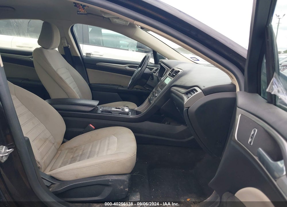 2020 FORD FUSION VIN: 3FA6P0G71LR169379