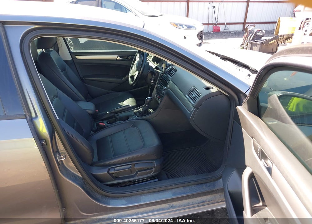 2015 VOLKSWAGEN PASSAT 1.8T LIMITED EDITION/1.8T S/1.8T WOLFSBURG EDITION VIN: 1VWAT7A38FC043762