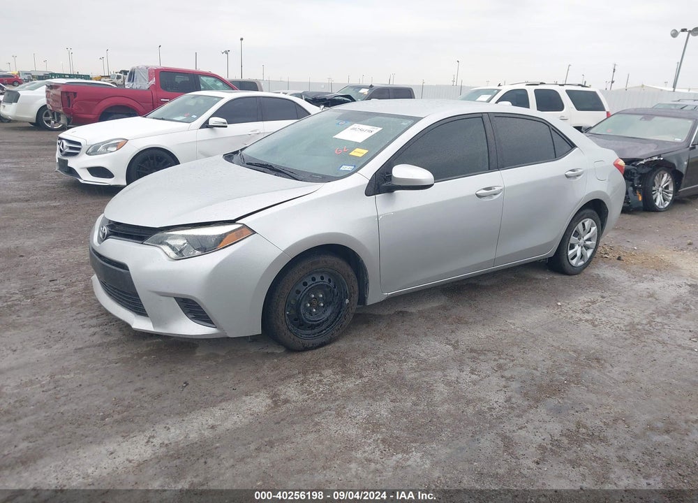 2015 TOYOTA COROLLA LE VIN: 5YFBURHE7FP240193