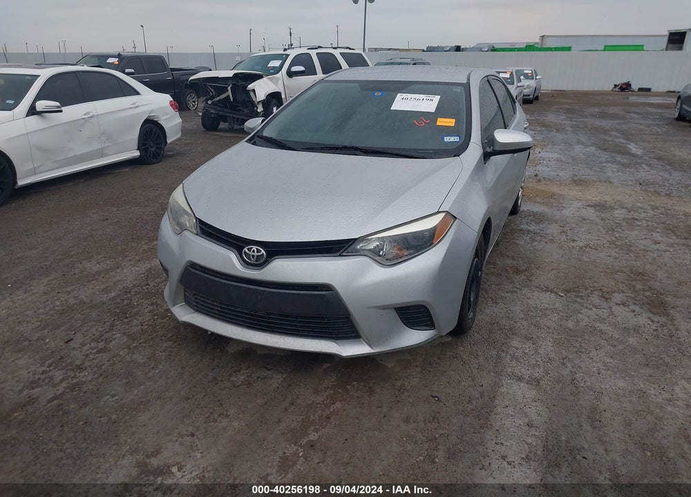 2015 TOYOTA COROLLA LE VIN: 5YFBURHE7FP240193
