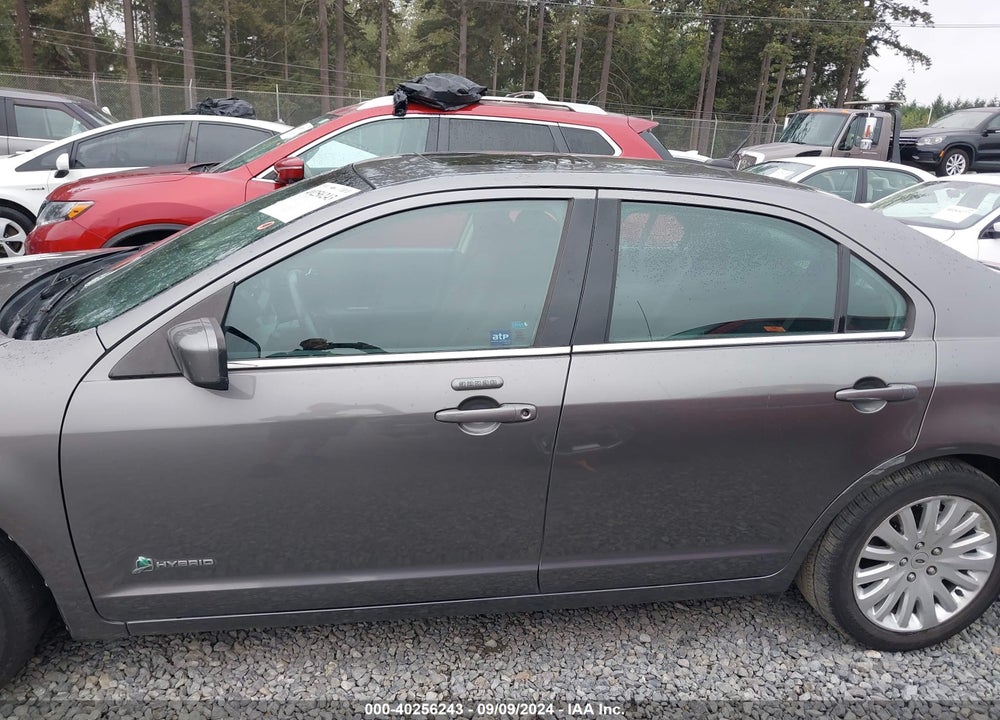 2010 FORD FUSION HYBRID VIN: 3FADP0L30AR139006