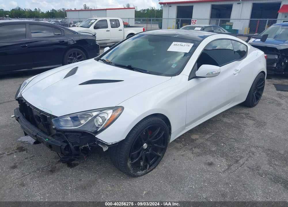2015 HYUNDAI GENESIS 3.8 BASE VIN: KMHHU6KJ7FU125140