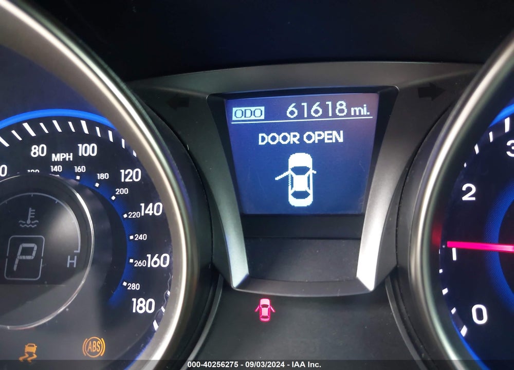 2015 HYUNDAI GENESIS 3.8 BASE VIN: KMHHU6KJ7FU125140