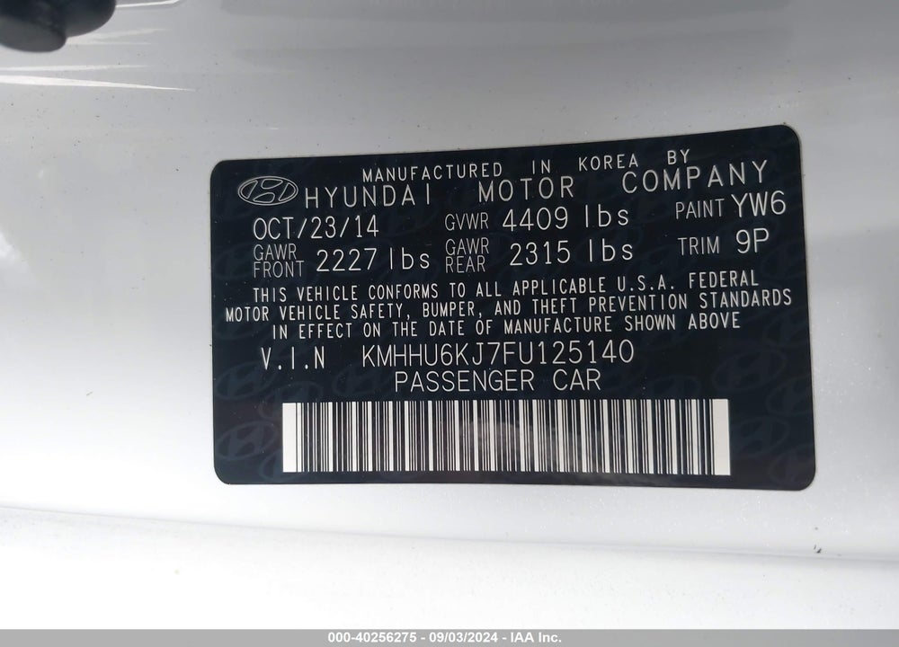 2015 HYUNDAI GENESIS 3.8 BASE VIN: KMHHU6KJ7FU125140