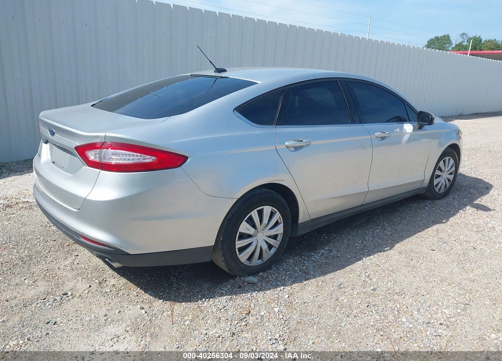 2014 FORD FUSION S VIN: 1FA6P0G7XE5371384