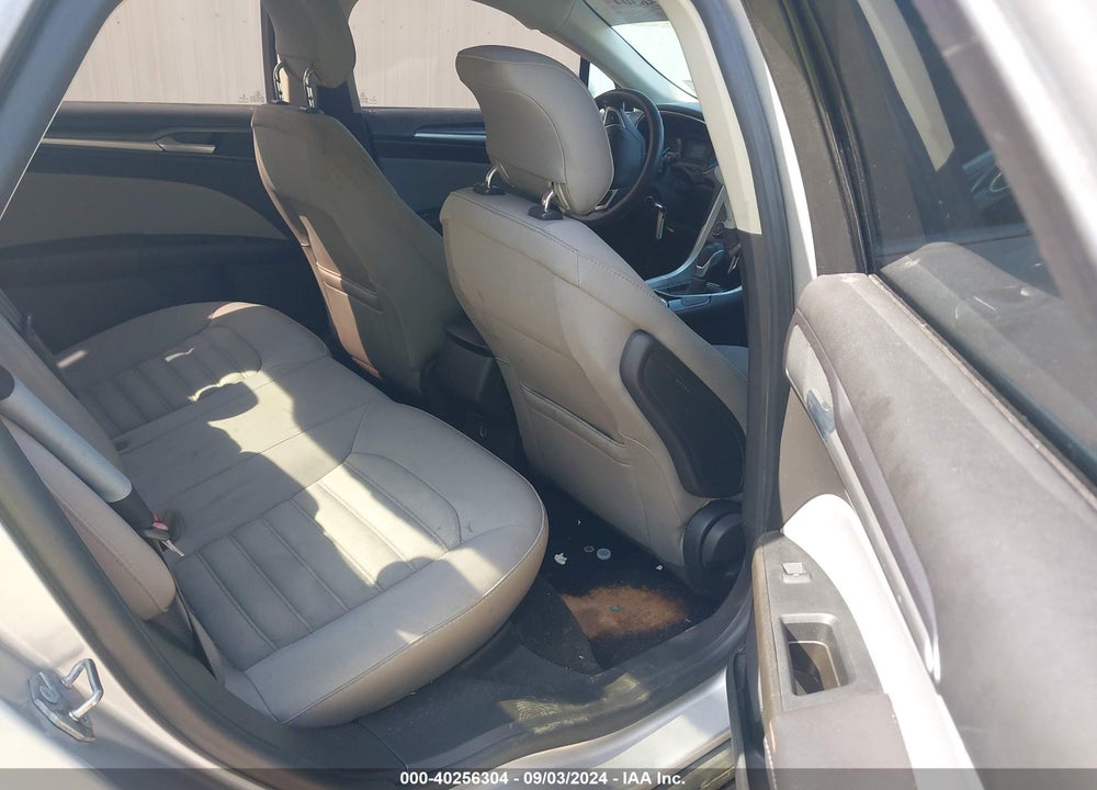 2014 FORD FUSION S VIN: 1FA6P0G7XE5371384