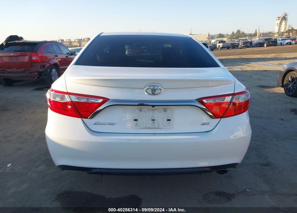 2016 TOYOTA CAMRY SE VIN: 4T1BF1FK8GU215324