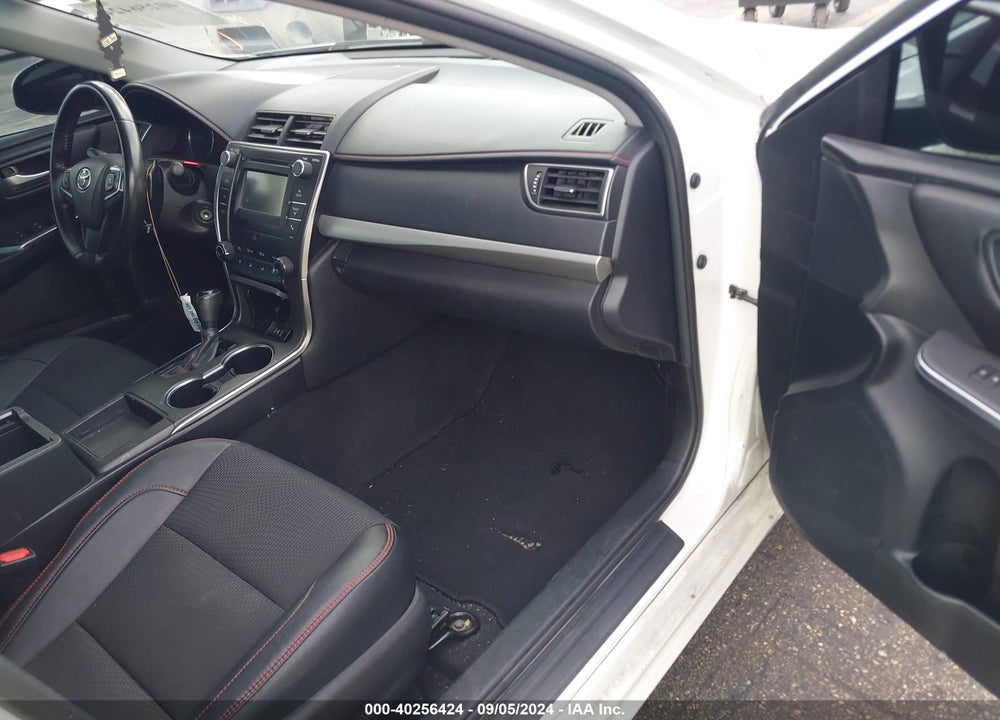 2016 TOYOTA CAMRY SE VIN: 4T1BF1FK5GU556034