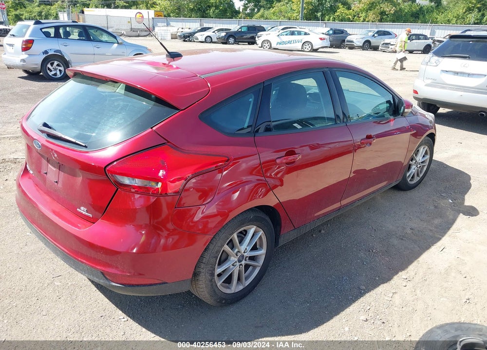 2015 FORD FOCUS SE VIN: 1FADP3K20FL277225