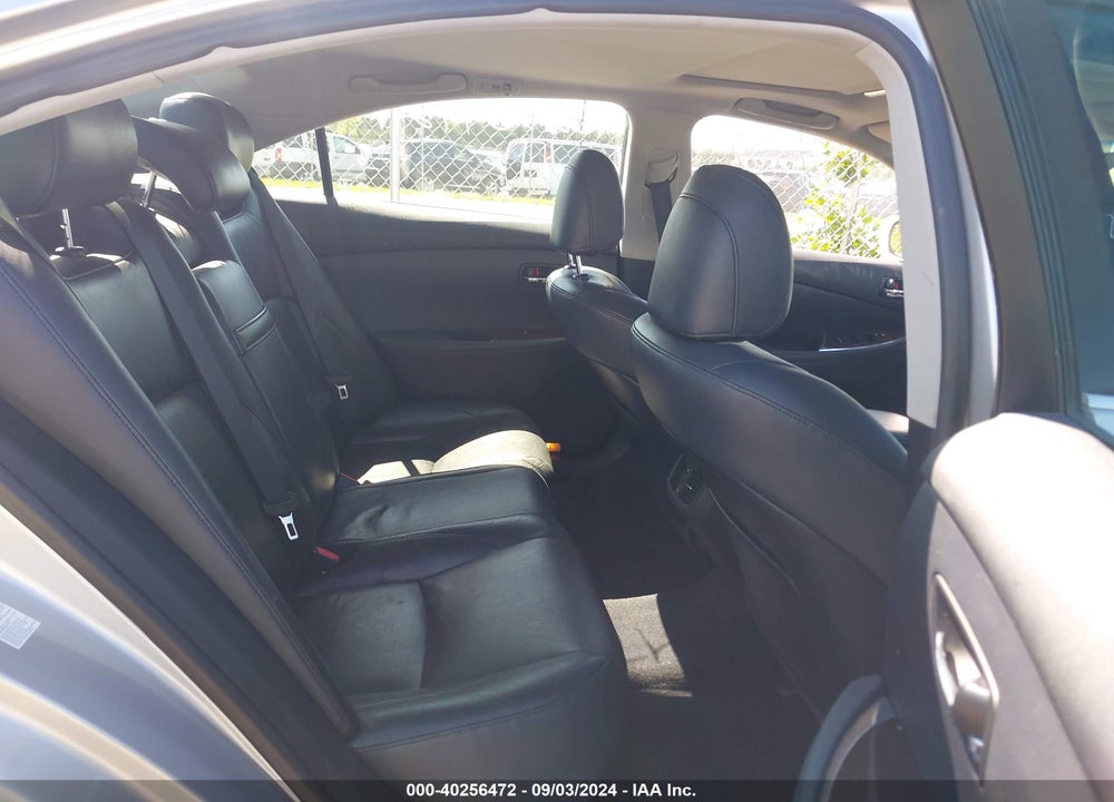 2011 LEXUS ES 350 VIN: JTHBK1EG0B2465883