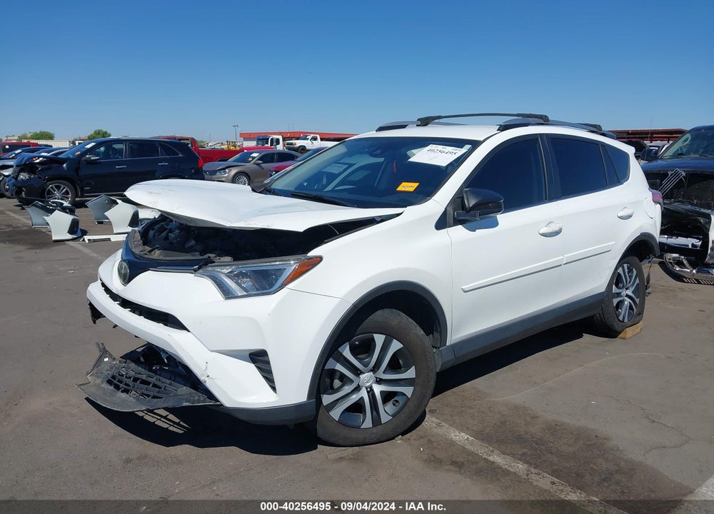 2018 TOYOTA RAV4 LE VIN: JTMZFREVXJJ205674