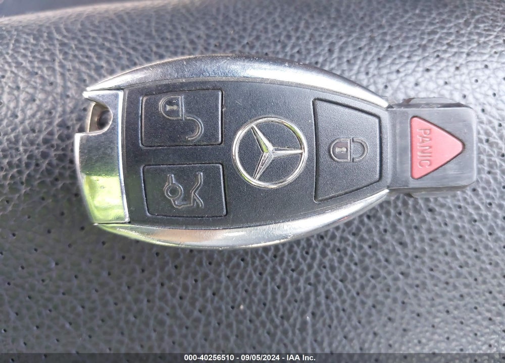 2012 MERCEDES-BENZ C 300 LUXURY 4MATIC/SPORT 4MATIC VIN: WDDGF8BB1CR196451