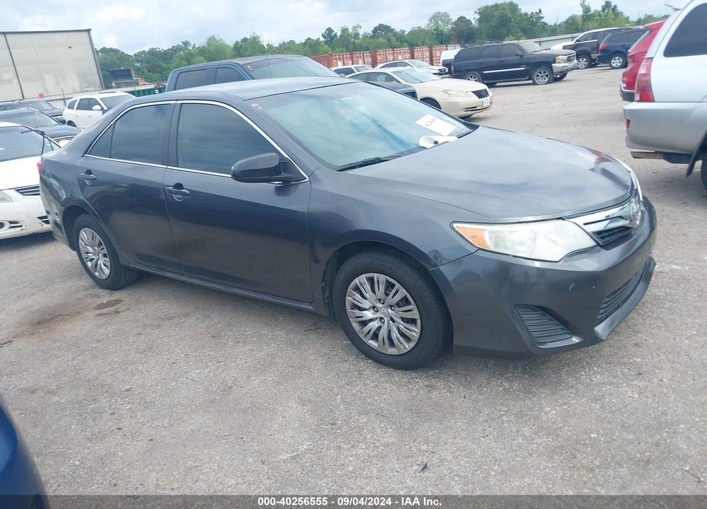2014 TOYOTA CAMRY LE VIN: 4T1BF1FK9EU424584