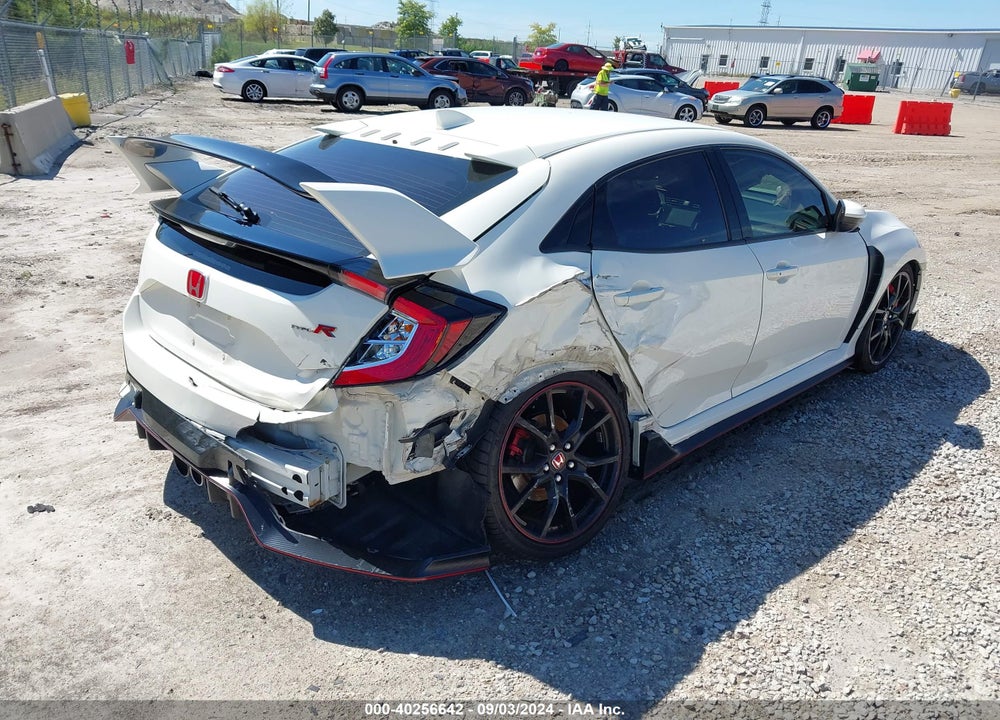 2018 HONDA CIVIC TYPE-R TOURING VIN: SHHFK8G74JU202783