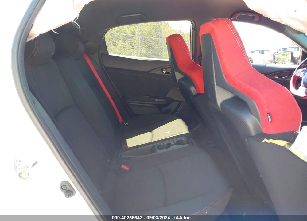 2018 HONDA CIVIC TYPE-R TOURING VIN: SHHFK8G74JU202783