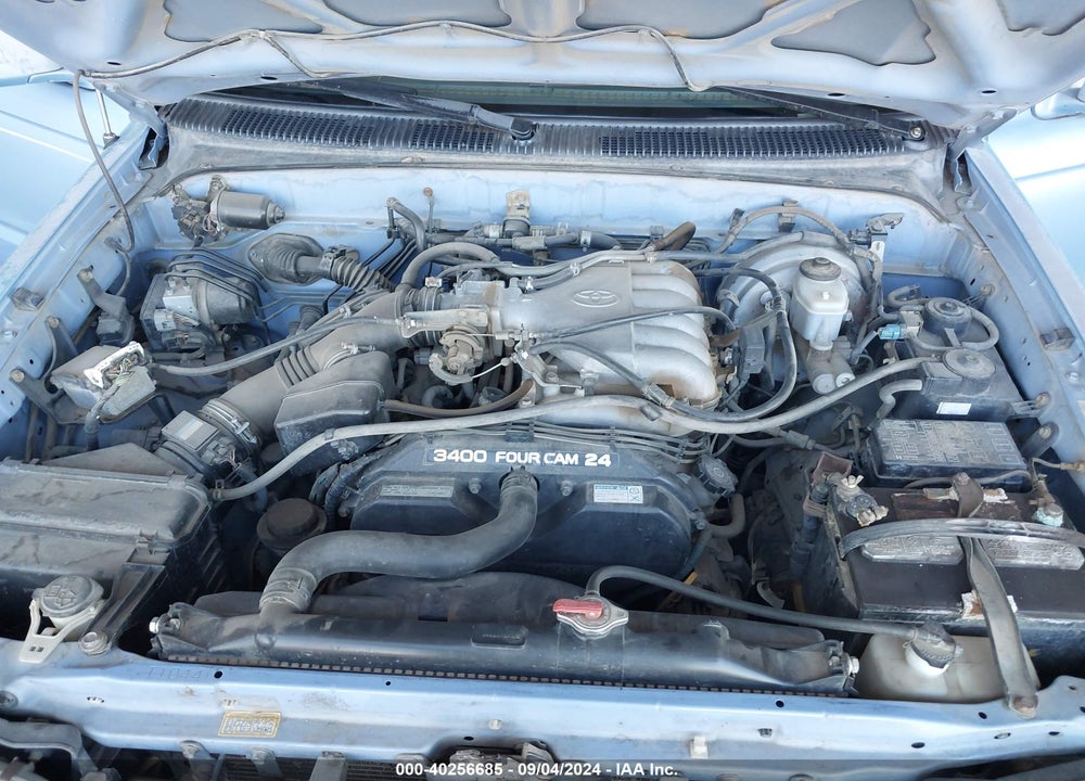 1998 TOYOTA 4RUNNER SR5 V6 VIN: JT3GN86R0W0085195