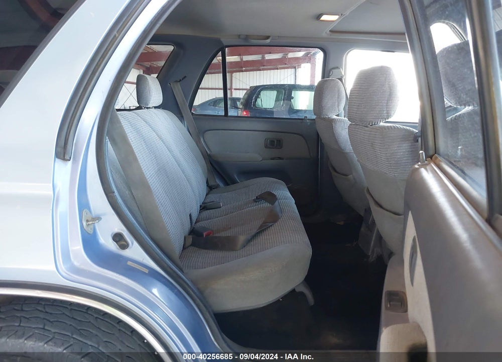 1998 TOYOTA 4RUNNER SR5 V6 VIN: JT3GN86R0W0085195