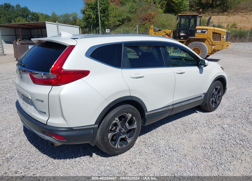 2017 HONDA CR-V TOURING VIN: 2HKRW2H98HH625393