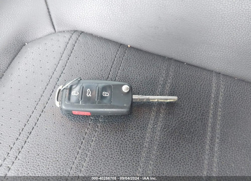 2014 VOLKSWAGEN JETTA 1.8T SEL VIN: 3VWL07AJ9EM387310