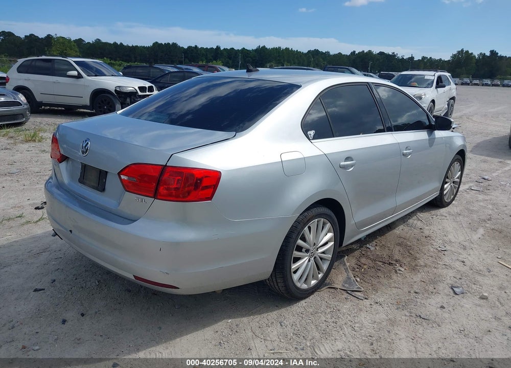2014 VOLKSWAGEN JETTA 1.8T SEL VIN: 3VWL07AJ9EM387310