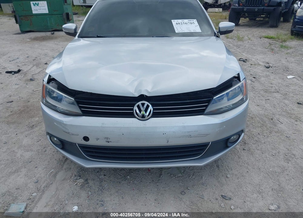 2014 VOLKSWAGEN JETTA 1.8T SEL VIN: 3VWL07AJ9EM387310