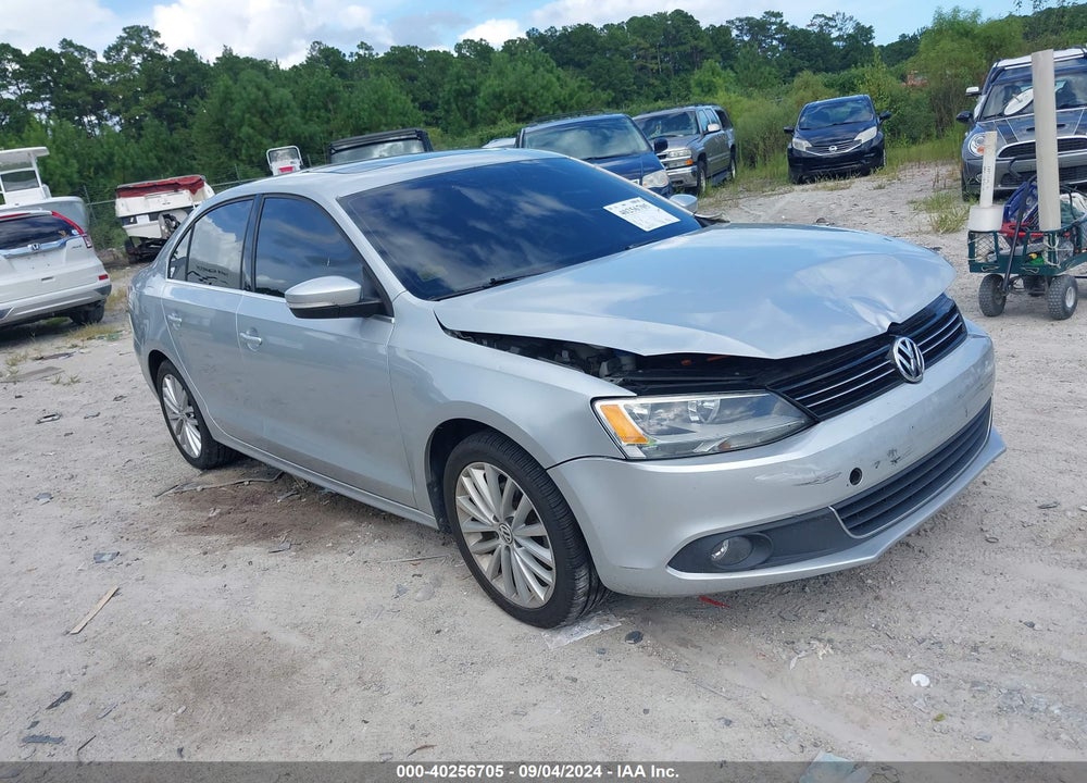 2014 VOLKSWAGEN JETTA 1.8T SEL VIN: 3VWL07AJ9EM387310