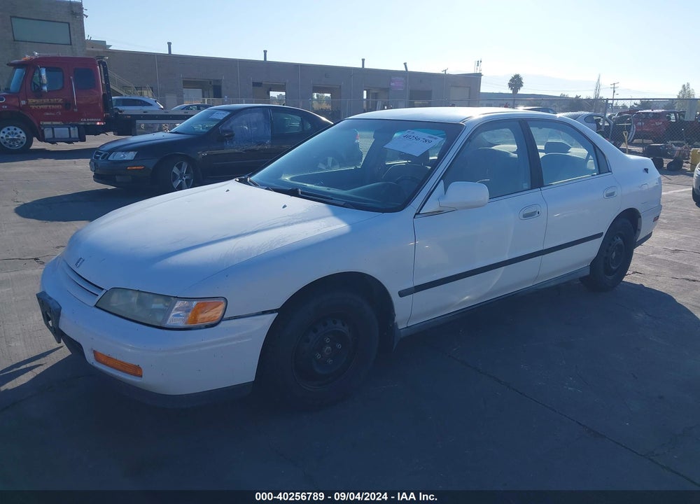 1995 HONDA ACCORD LX/EX VIN: 1HGCD5636SA074733