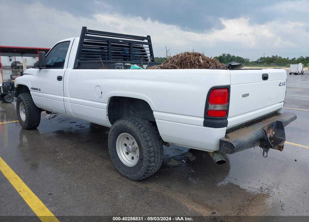 2000 DODGE RAM 1500 ST VIN: 1B7HF16Z9YS570575