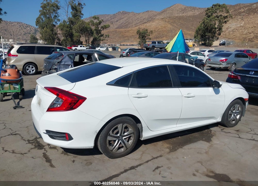 2018 HONDA CIVIC LX VIN: 2HGFC2F55JH528843