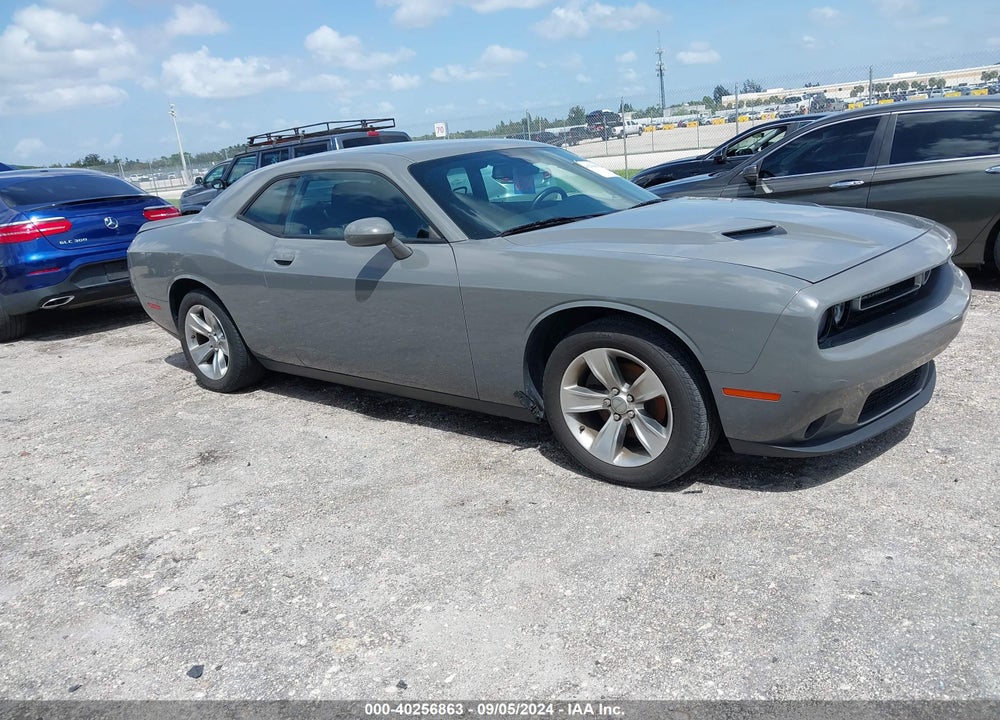 2018 DODGE CHALLENGER SXT VIN: 2C3CDZAG1JH315960