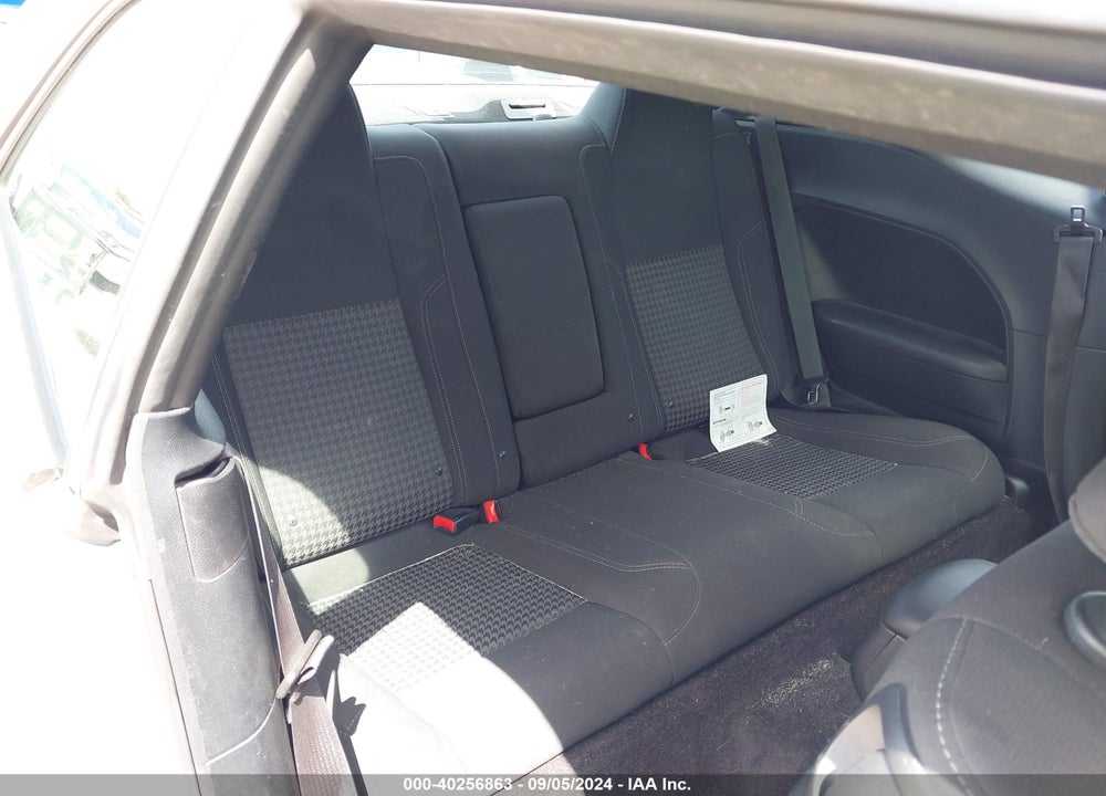2018 DODGE CHALLENGER SXT VIN: 2C3CDZAG1JH315960